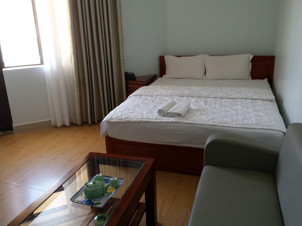 Tuan Vinh Hotel Vung Tau Buitenkant foto